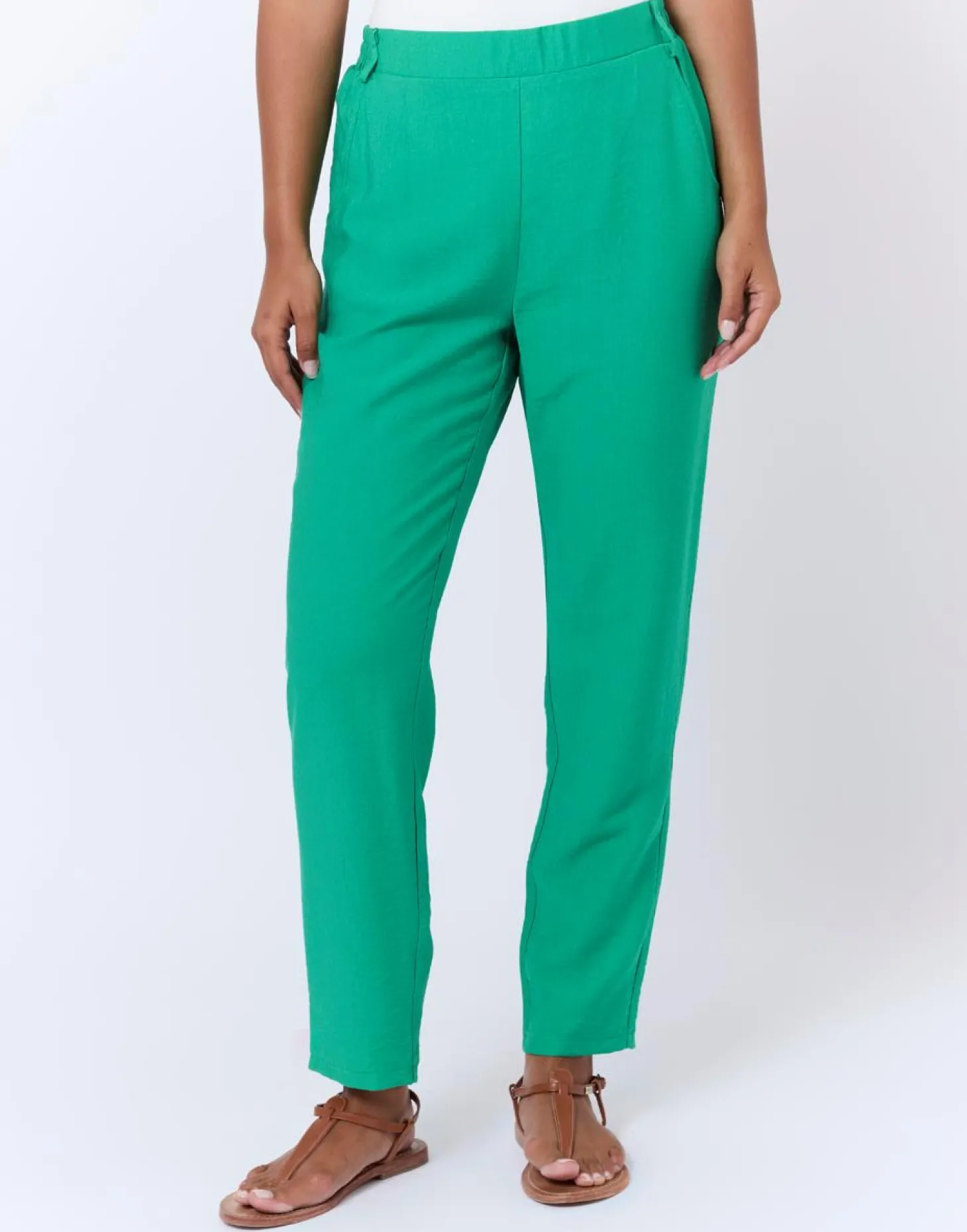 Pantalon 7/8 fuselé uni VERT Femme