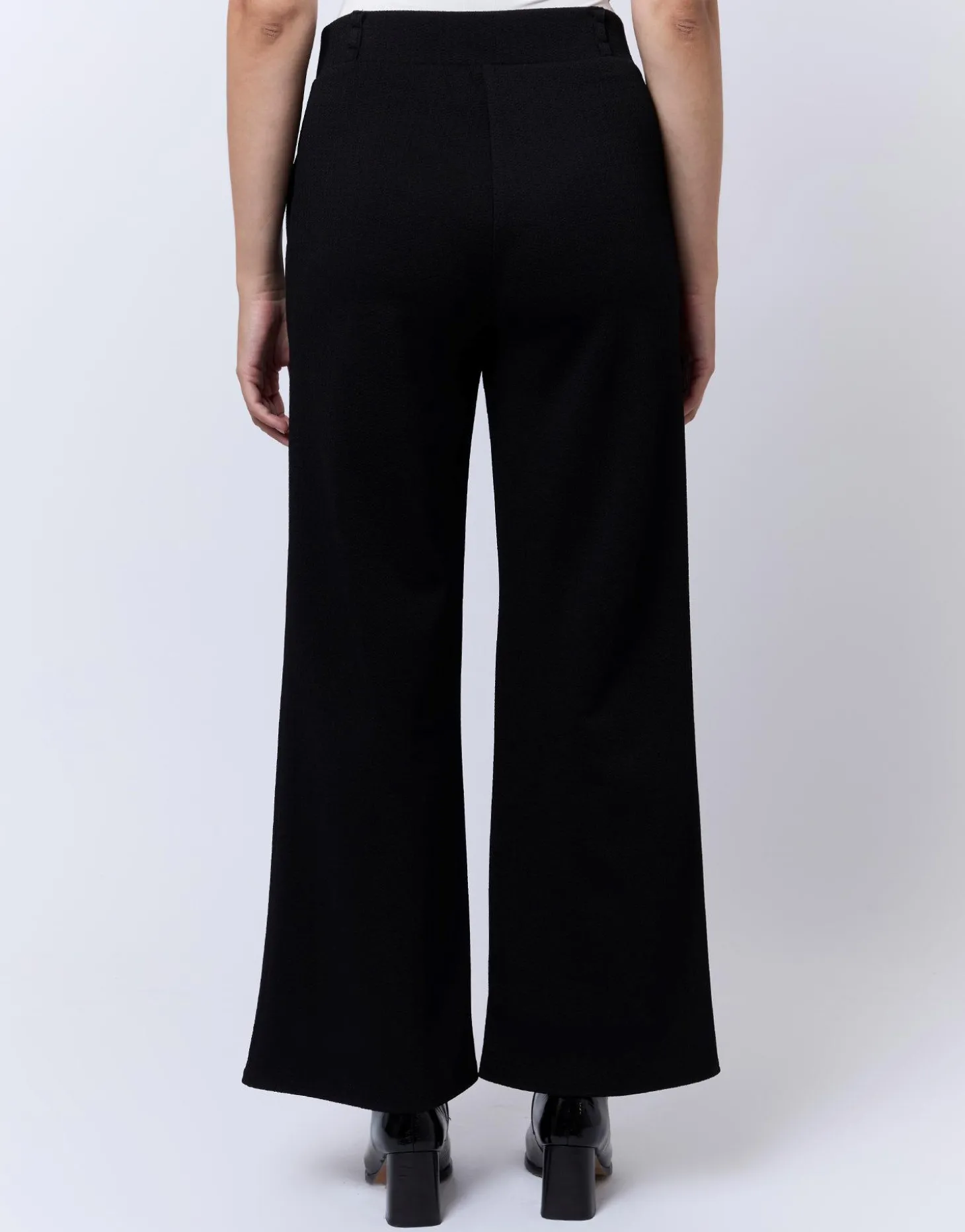 Pantalon 7/8 large uni NOIR Femme