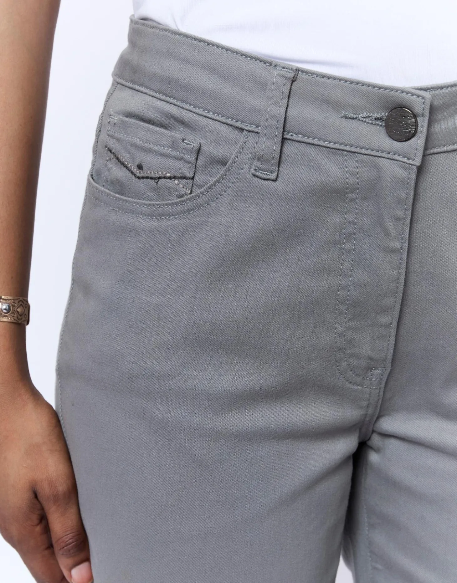 Pantalon 7/8 slim uni GRIS Femme